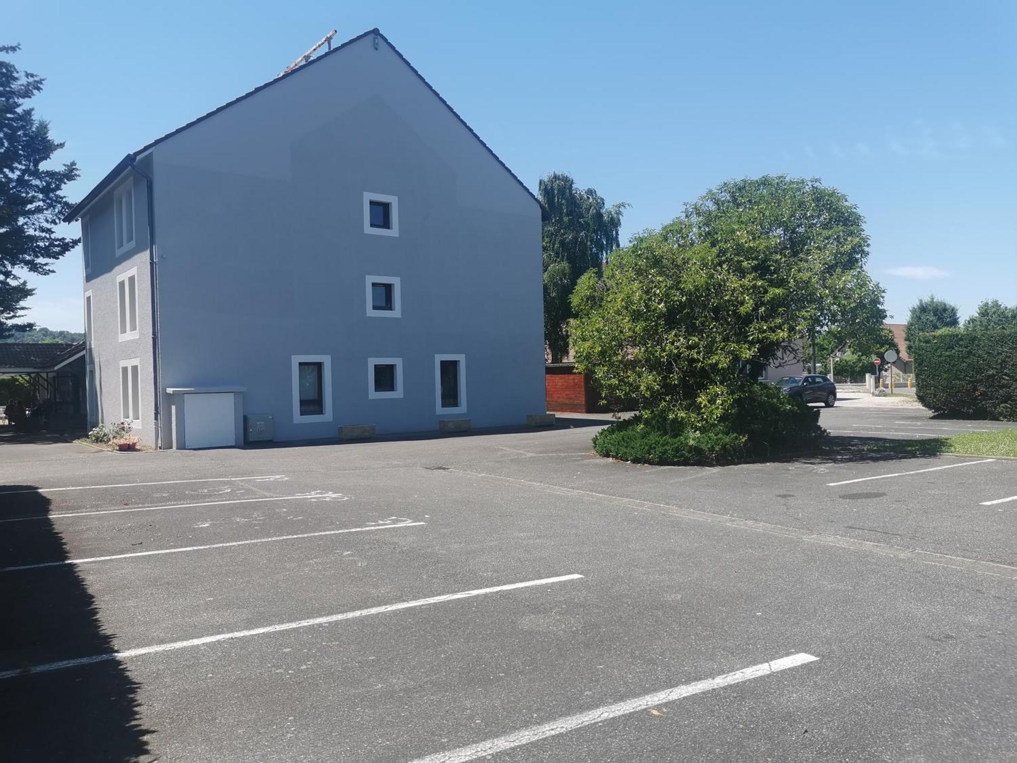 Brit Hotel Confort Pau Lons Exteriör bild