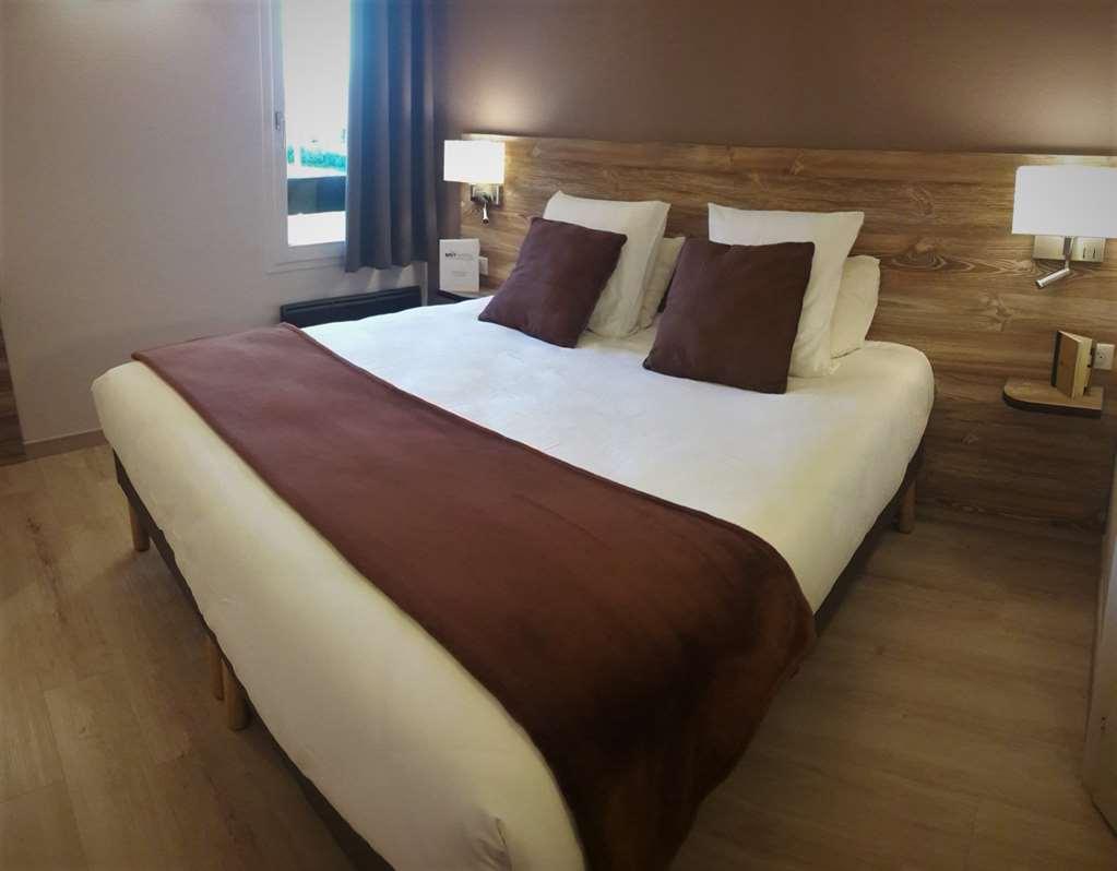 Brit Hotel Confort Pau Lons Rum bild