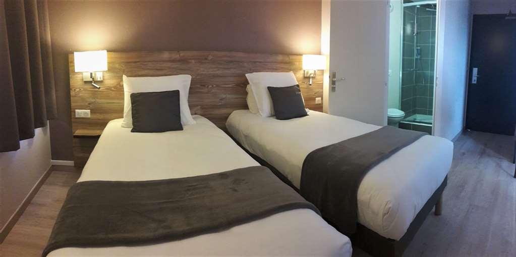 Brit Hotel Confort Pau Lons Rum bild
