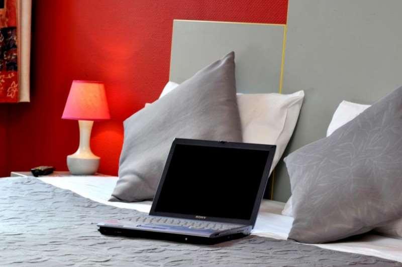 Brit Hotel Confort Pau Lons Rum bild